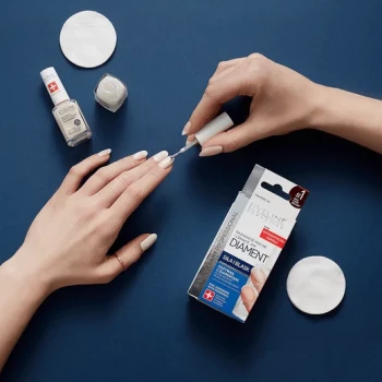 EVELINE NAIL THERAPY ODŻYWKA UTWARDZAJACA Z DIAMENTAMI